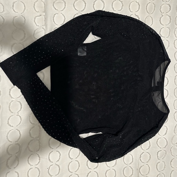 Mesh Black Long sleeve Crop Top - Picture 2 of 3
